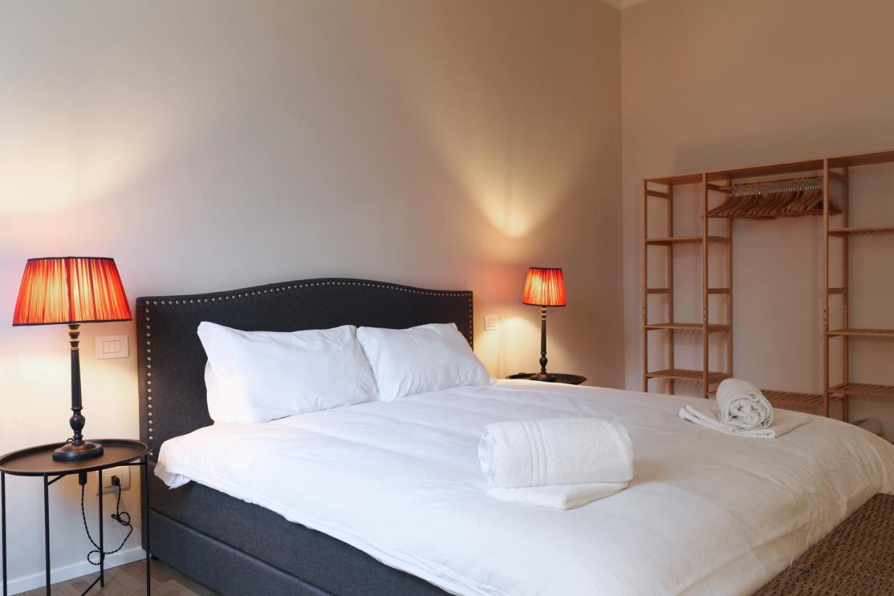 Luxury San Babila Apartment Milano Eksteriør billede